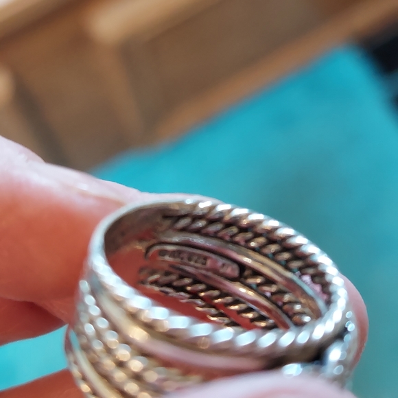 COPY - David Yurman double X ring with diamonds. - Picture 2 of 3
